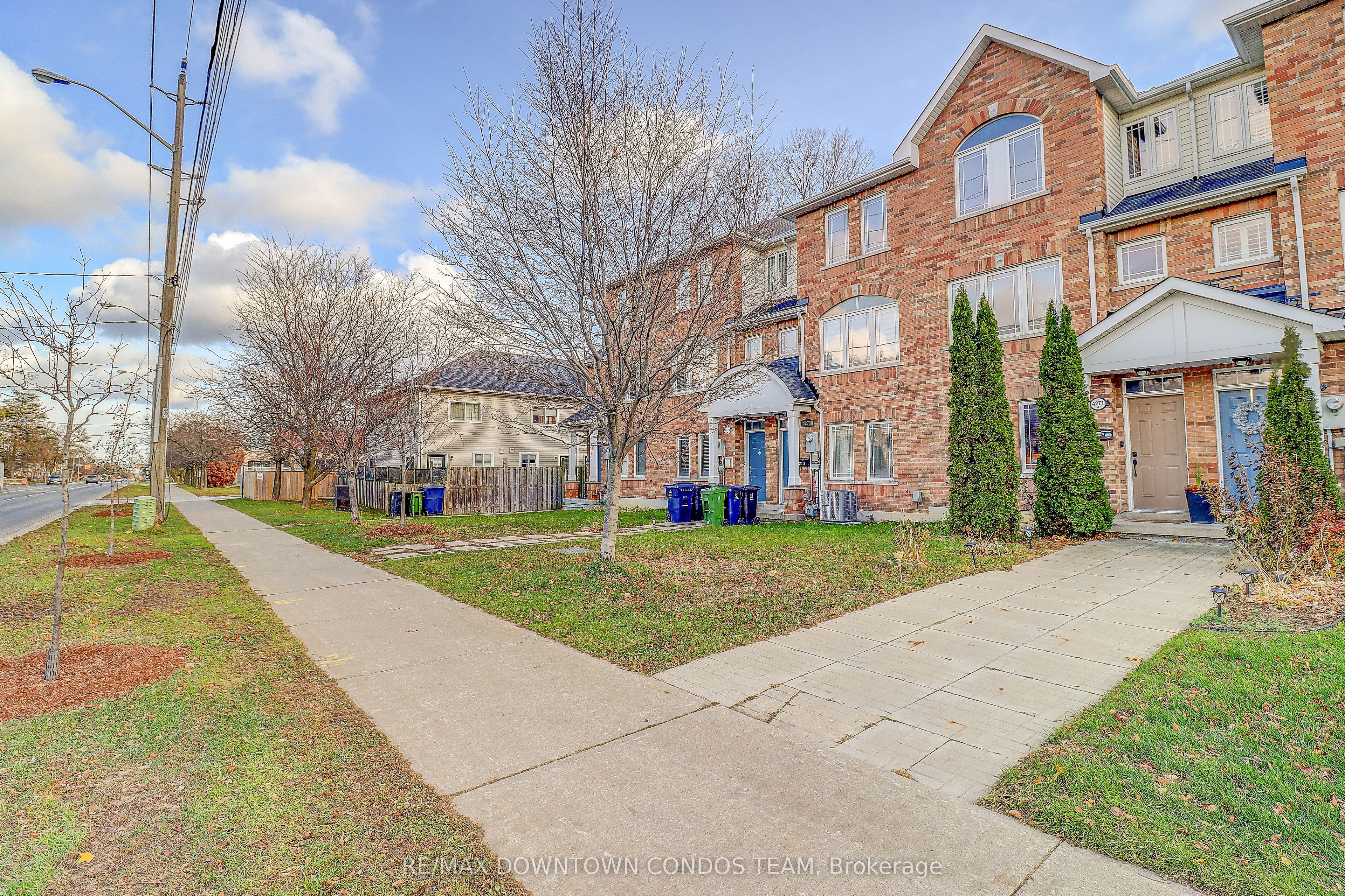 4271A Lawrence Avenue E, Toronto, ON, M1E 2S8