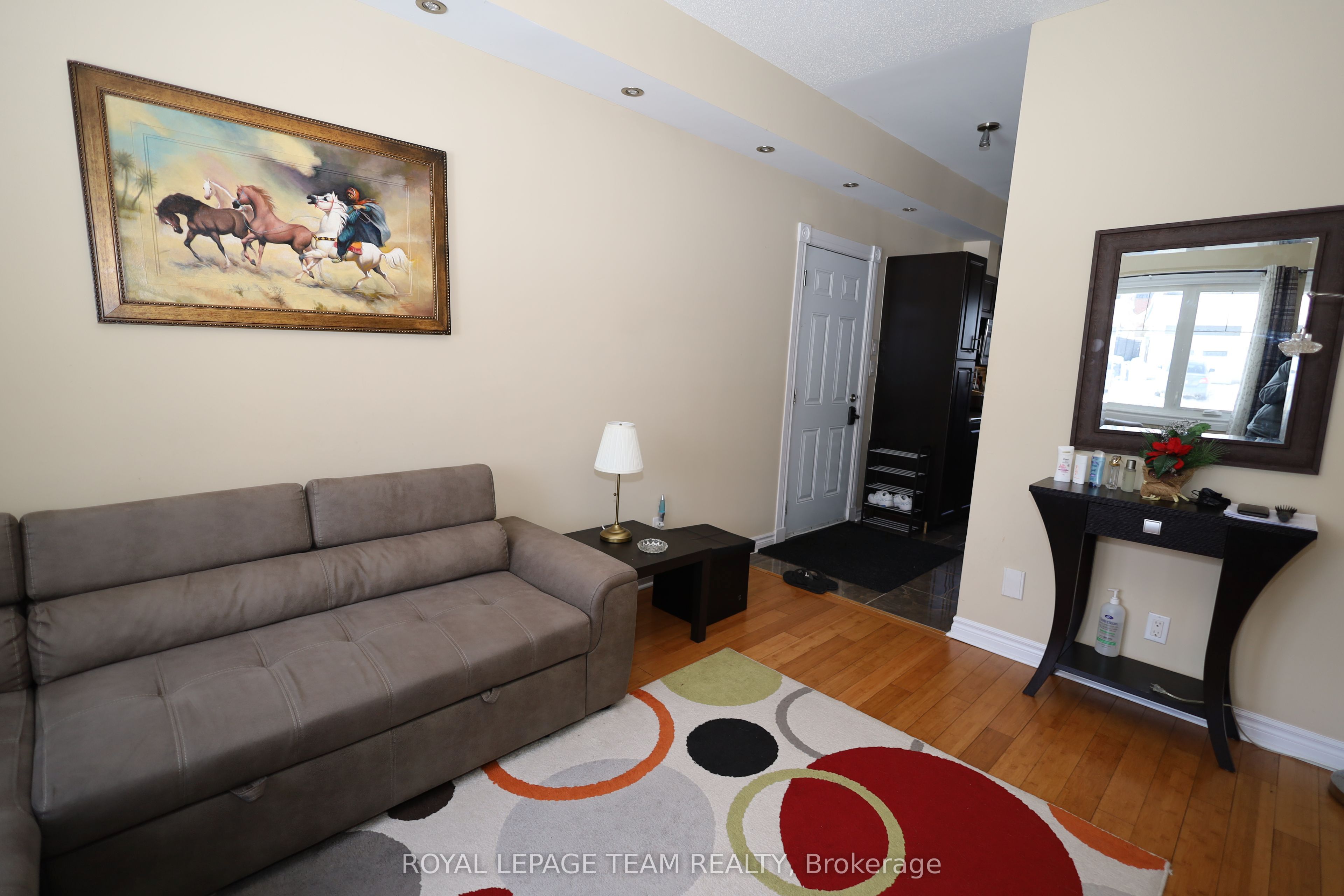 Additional image 3 of 2194 Niagara Drive, Ottawa, ON, K1H 6L2