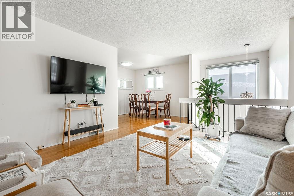 Additional image 5 of 724 M Avenue S, Saskatoon, SK, S7M2L4