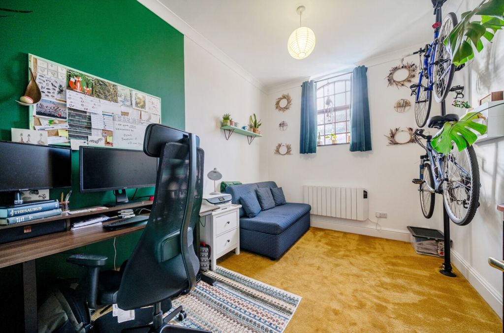 Additional image 15 of 2 bed flat for saleCrown Mill Vernon Street, Lincoln, Lincolnshire LN5