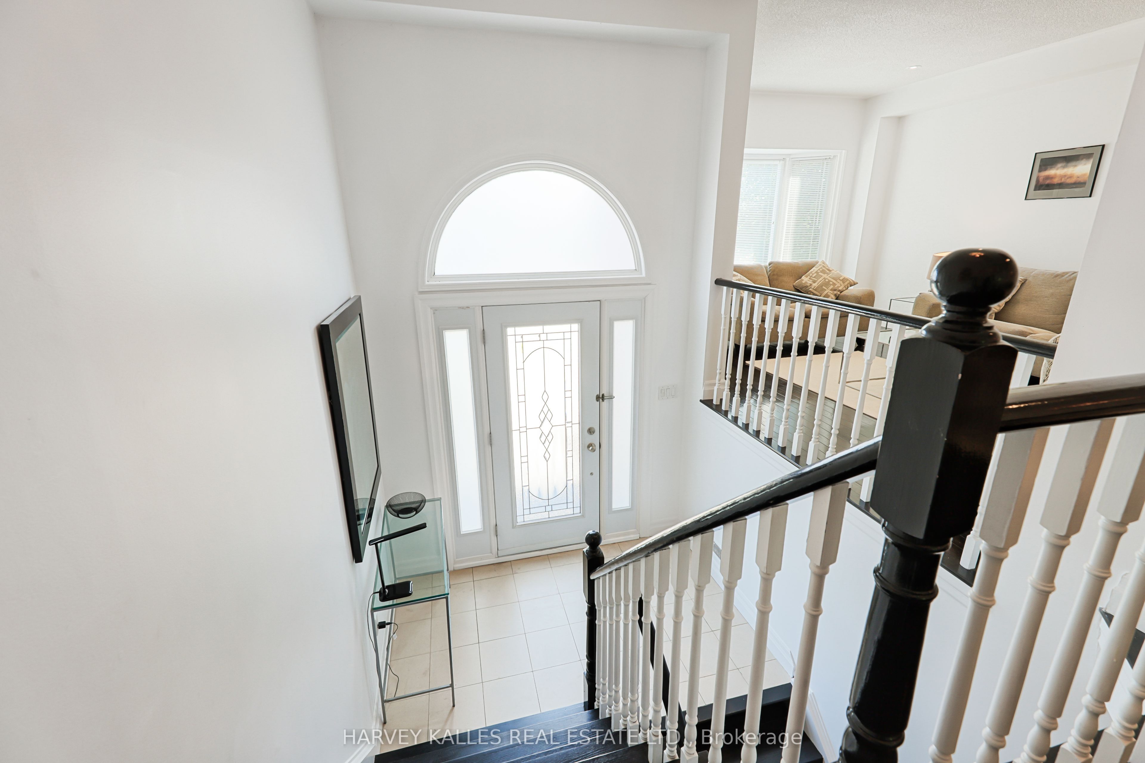 Additional image 2 of 1050 Lindsay Drive, Oakville, ON, L6M 3B5