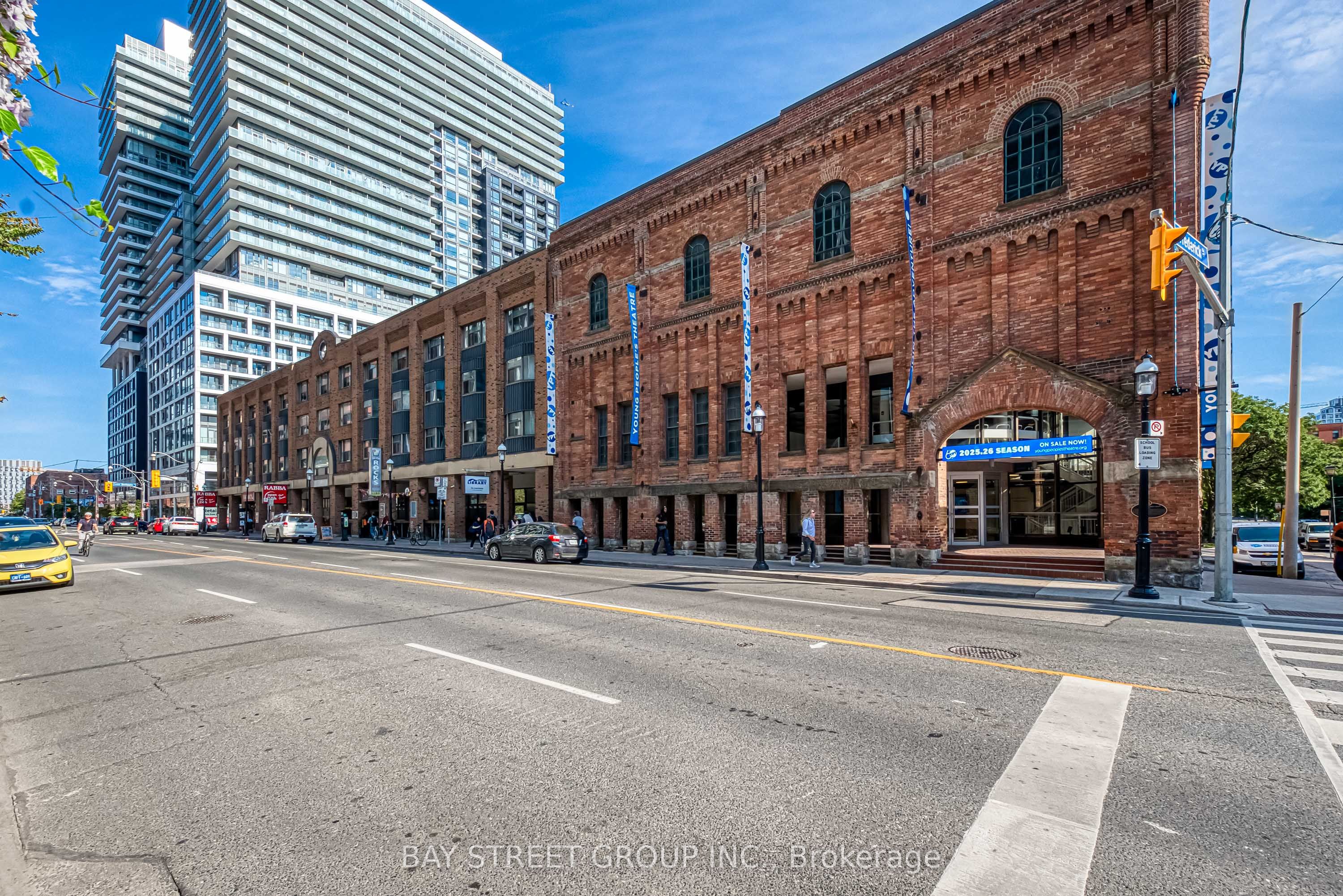 210-158 Front Street E, Toronto, ON, M5A 0K9 photo 3