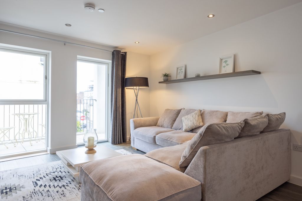 Additional image 11 of 3 bed flat for saleRoseville Street, St. Helier, Jersey JE2