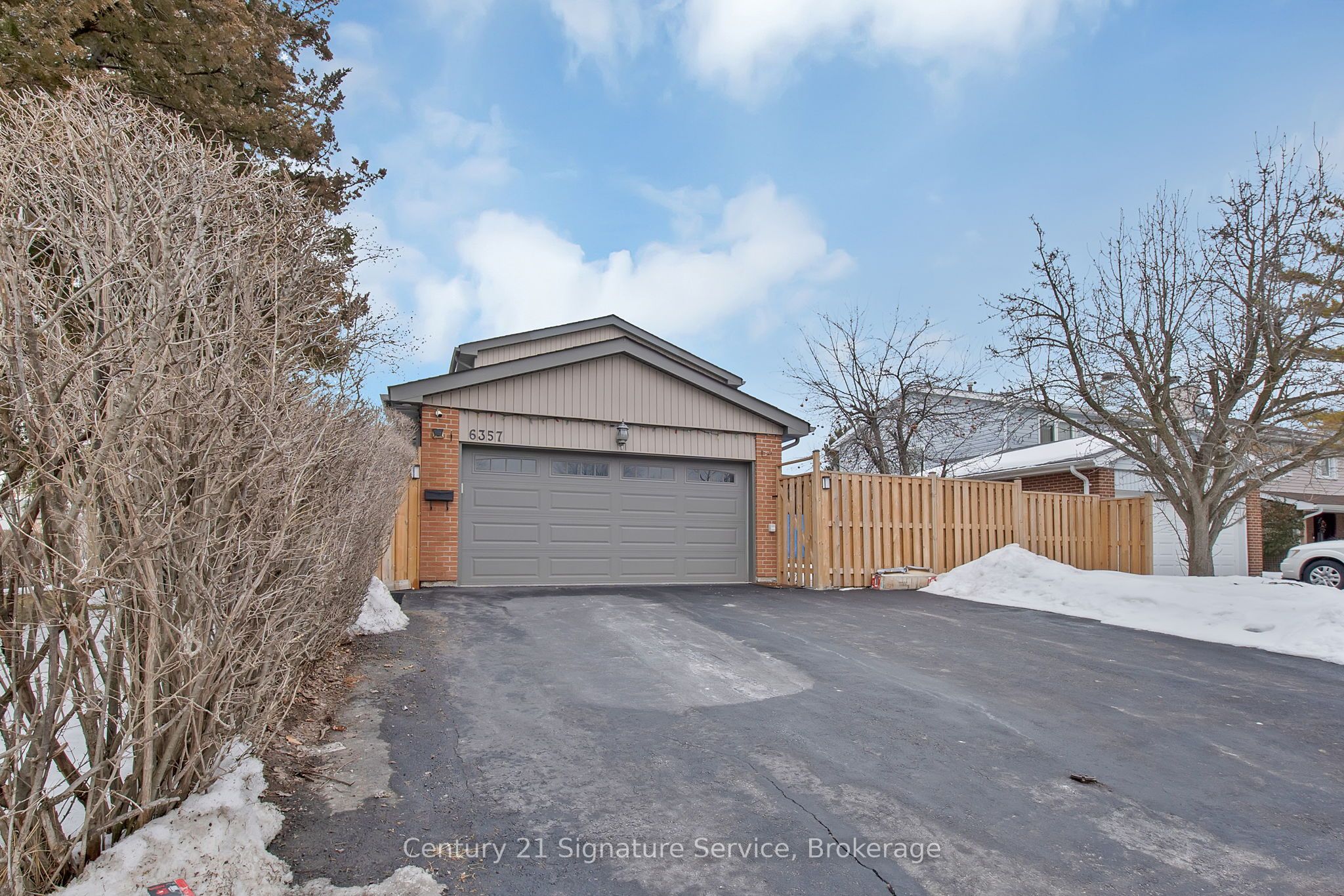 Basement-6357 Neuchatel Road, Mississauga, ON, L5N 2J7