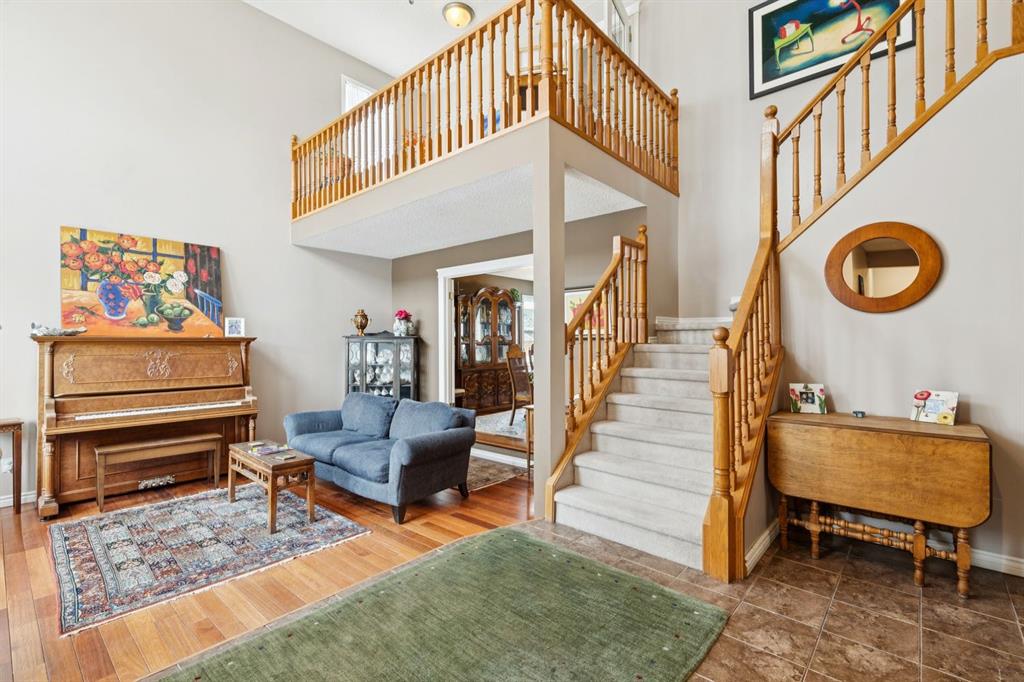Additional image 5 of 4 Wood Valley Rise SW, Calgary, AB, T2W 5X5