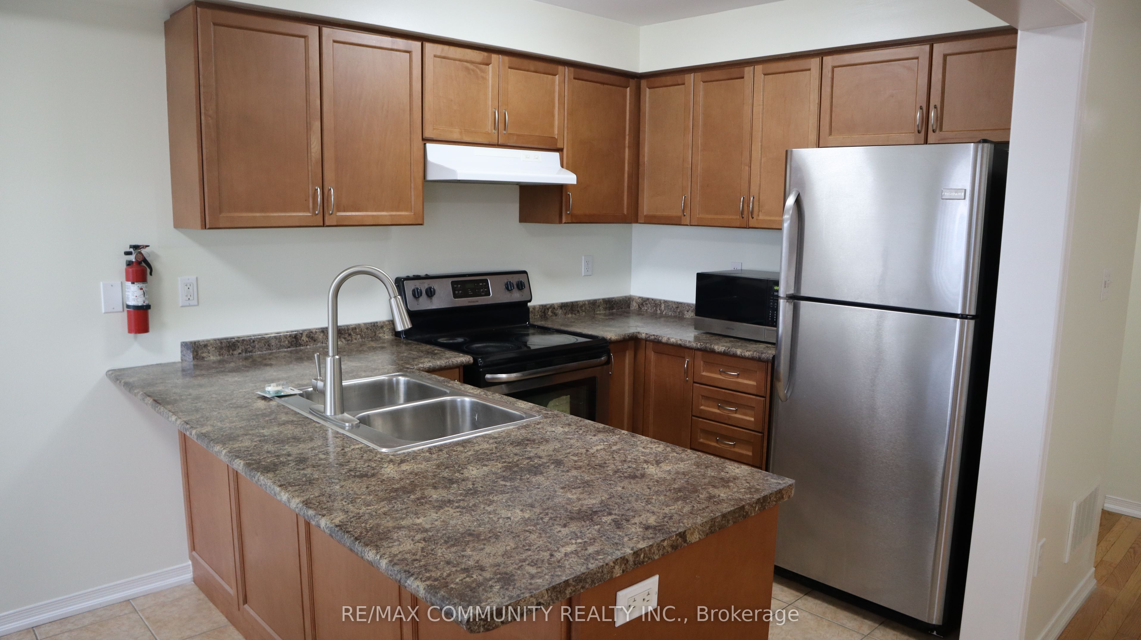 Additional image 6 of 56 Delport Close, Brampton, ON, L6P 3T2