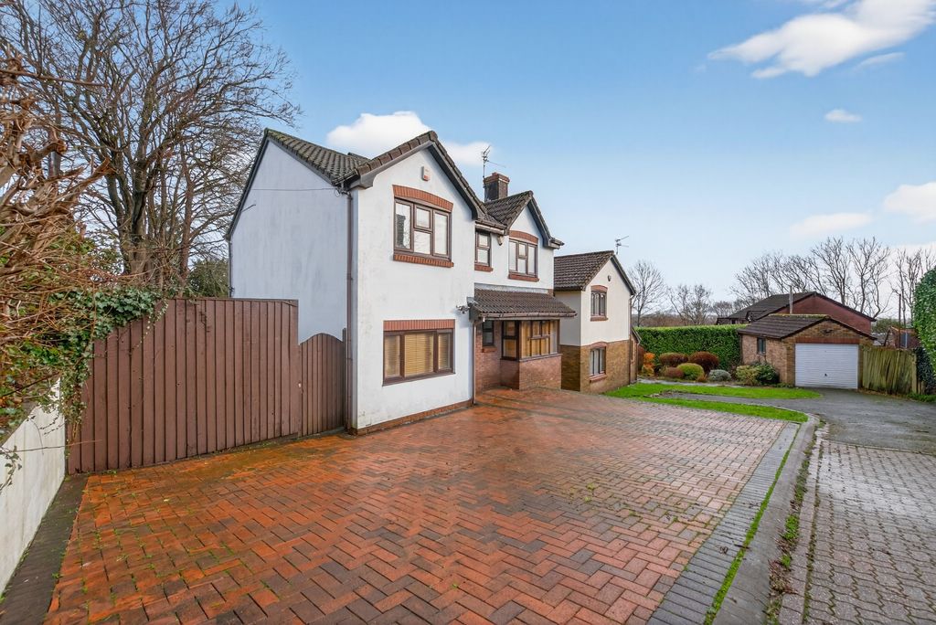 5 bed detached house for saleOld Hill, Old St. Mellons, Cardiff, South Glamorgan CF3