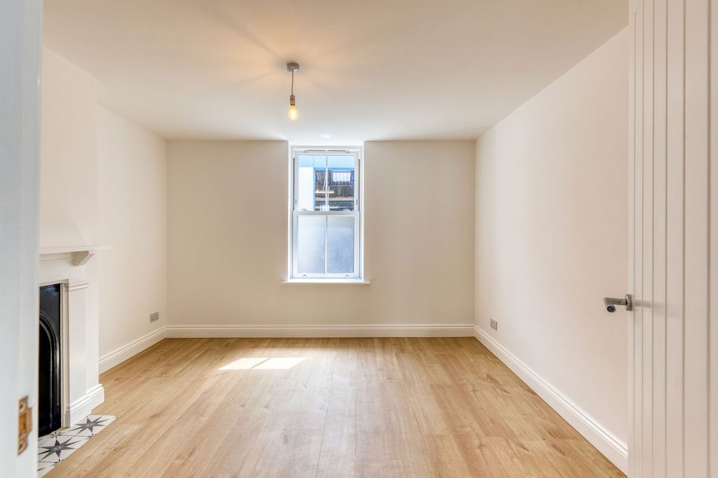 Additional image 7 of 2 bed semi-detached house for saleSpring Cottage, Devonshire Lane, St Helier JE2