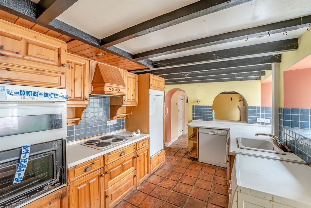 Additional image 2 of 4 bed end terrace house for saleTwyn Square, Usk, Monmouthshire NP15