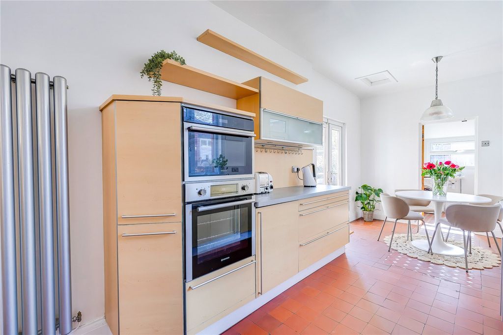 Additional image 18 of 3 bed semi-detached house for saleAlbany Road, Roath, Cardiff CF24