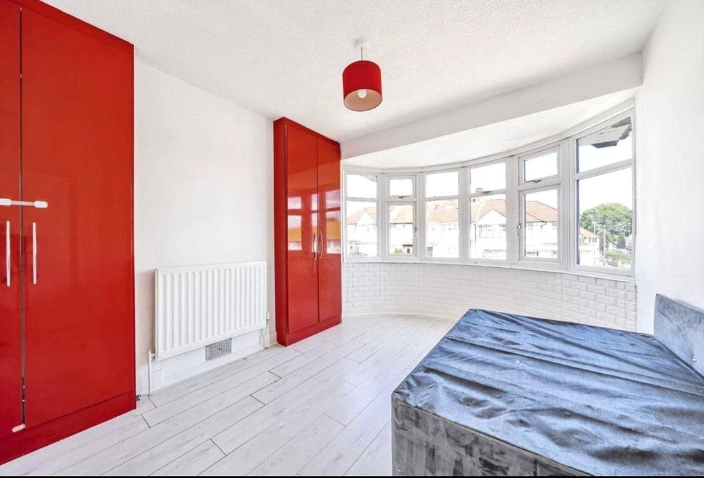 Additional image 9 of 4 bed semi-detached house for saleWakemans Hill Avenue, London NW9