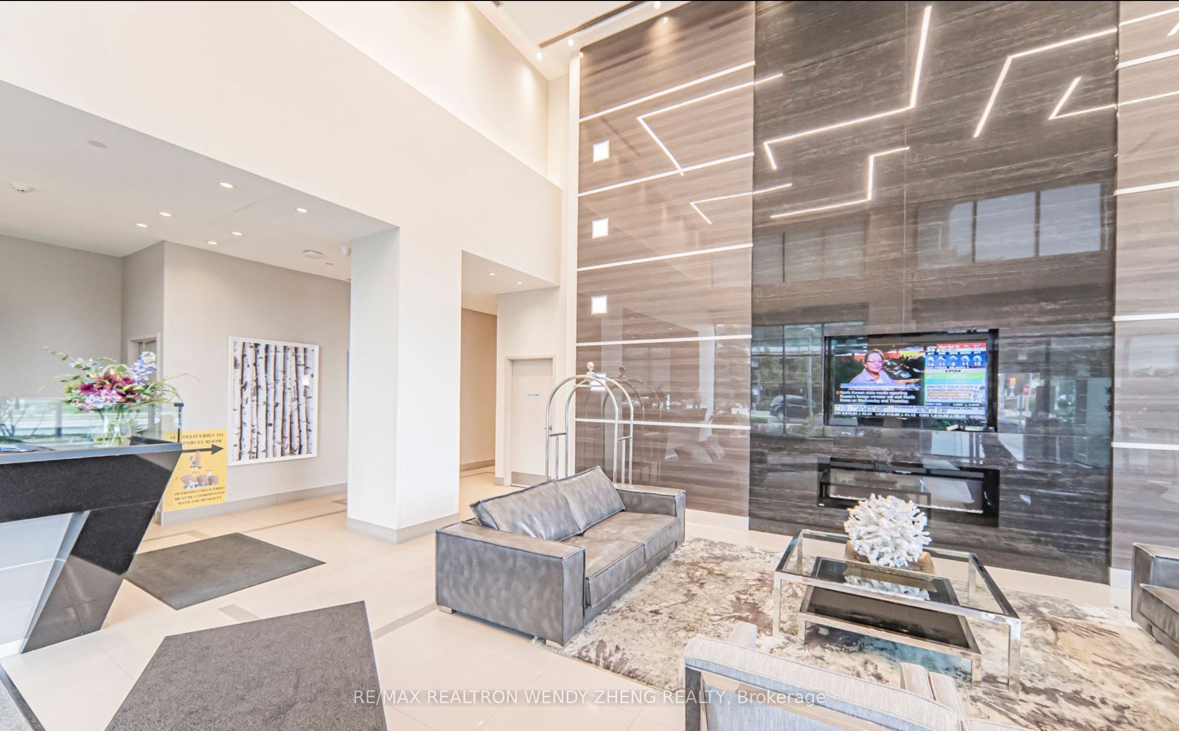 Additional image 2 of 4404-3975 Grand Park Drive, Mississauga, ON, L5B 4M6