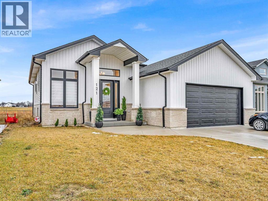 121 Kingsbridge Drive, Amherstburg, ON, N9V0G8