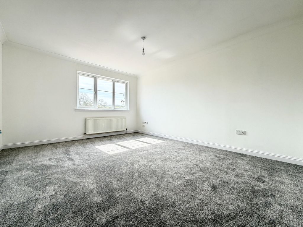 Additional image 3 of 2 bed flat for saleMckenna Avenue, Stoneywood, Denny FK6