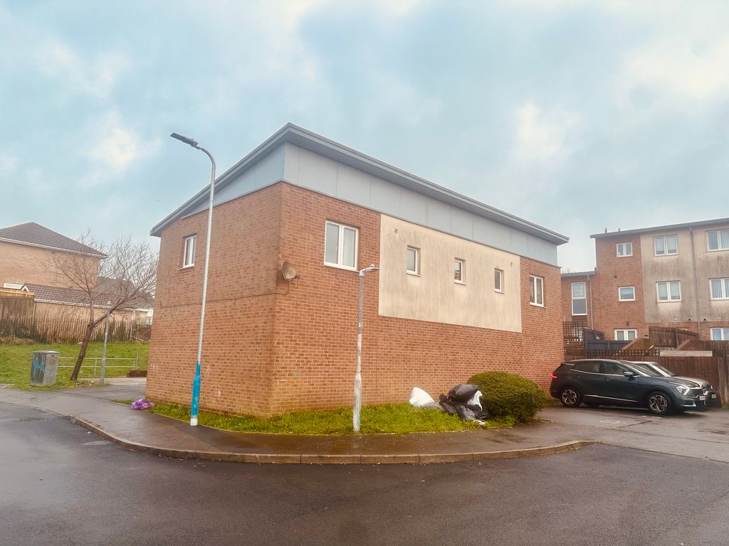 Additional image 2 of 1 bed flat for saleLadyhill Court, Newport NP19