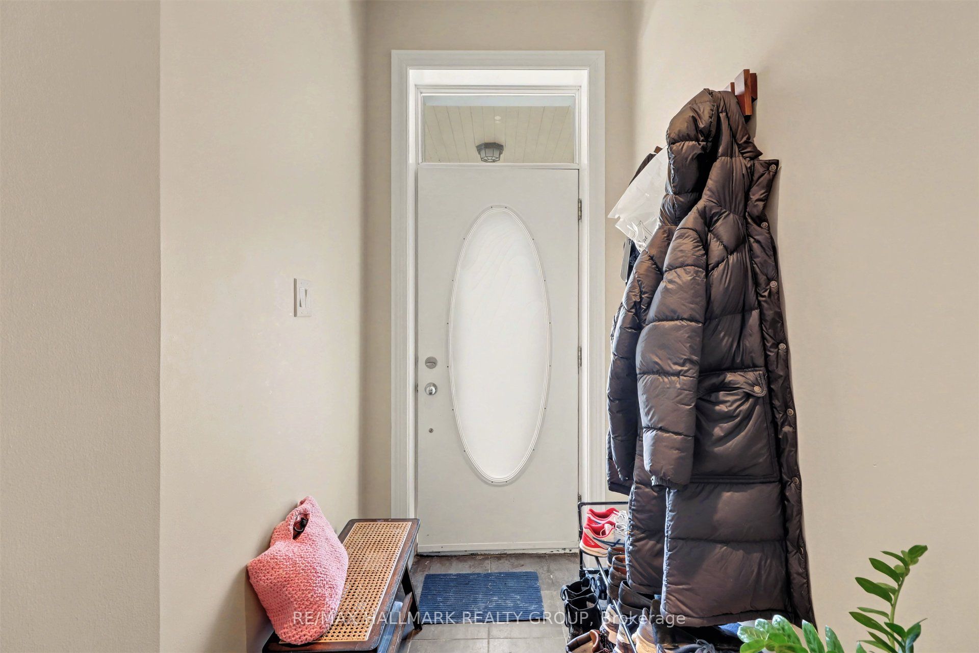 Additional image 3 of 34 Lewis Street, Ottawa, ON, K2P 0S3