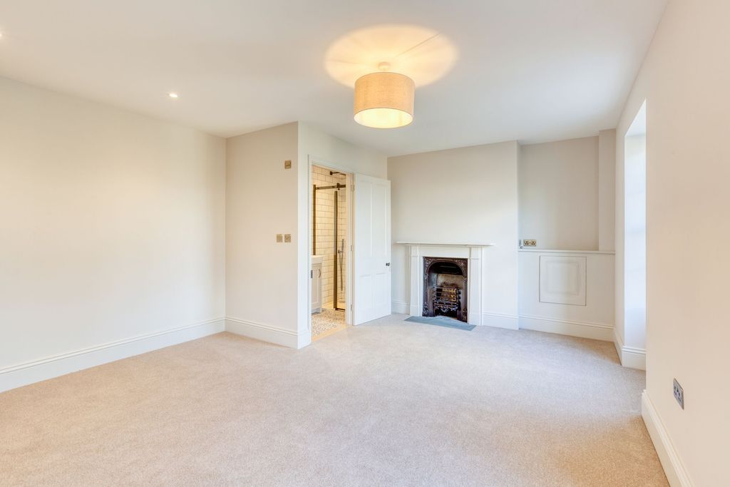 Additional image 19 of 4 bed semi-detached house for saleThe Farmhouse, La Porte, St Saviour JE2