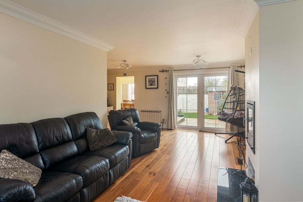 Additional image 3 of 5 bed terraced house for saleLe Vieux Beaumont, St Peter JE3