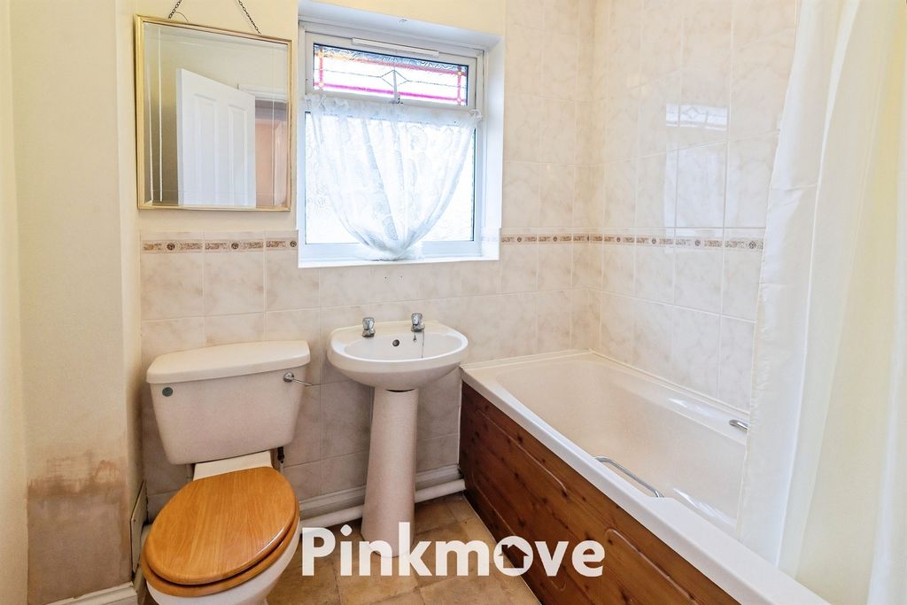 Additional image 5 of 4 bed detached house for saleSquires Gate, Rogerstone, Newport NP10