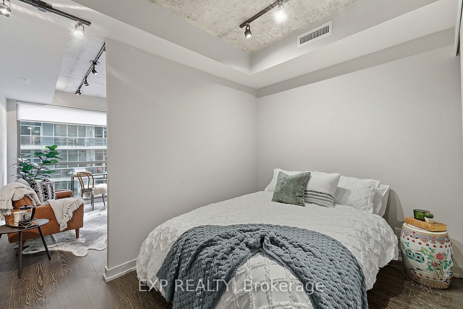 Additional image 5 of 416-39 Brant Street, Toronto, ON, M5V 2L9