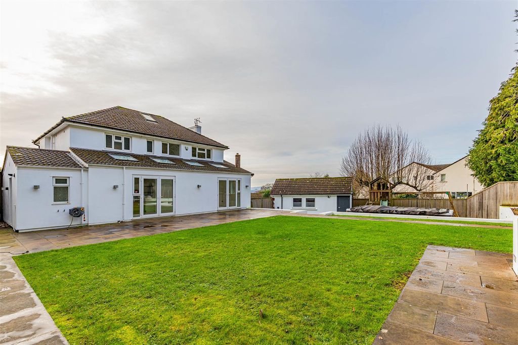 Additional image 3 of 4 bed detached house for saleBronwydd Close, Penylan, Cardiff CF23