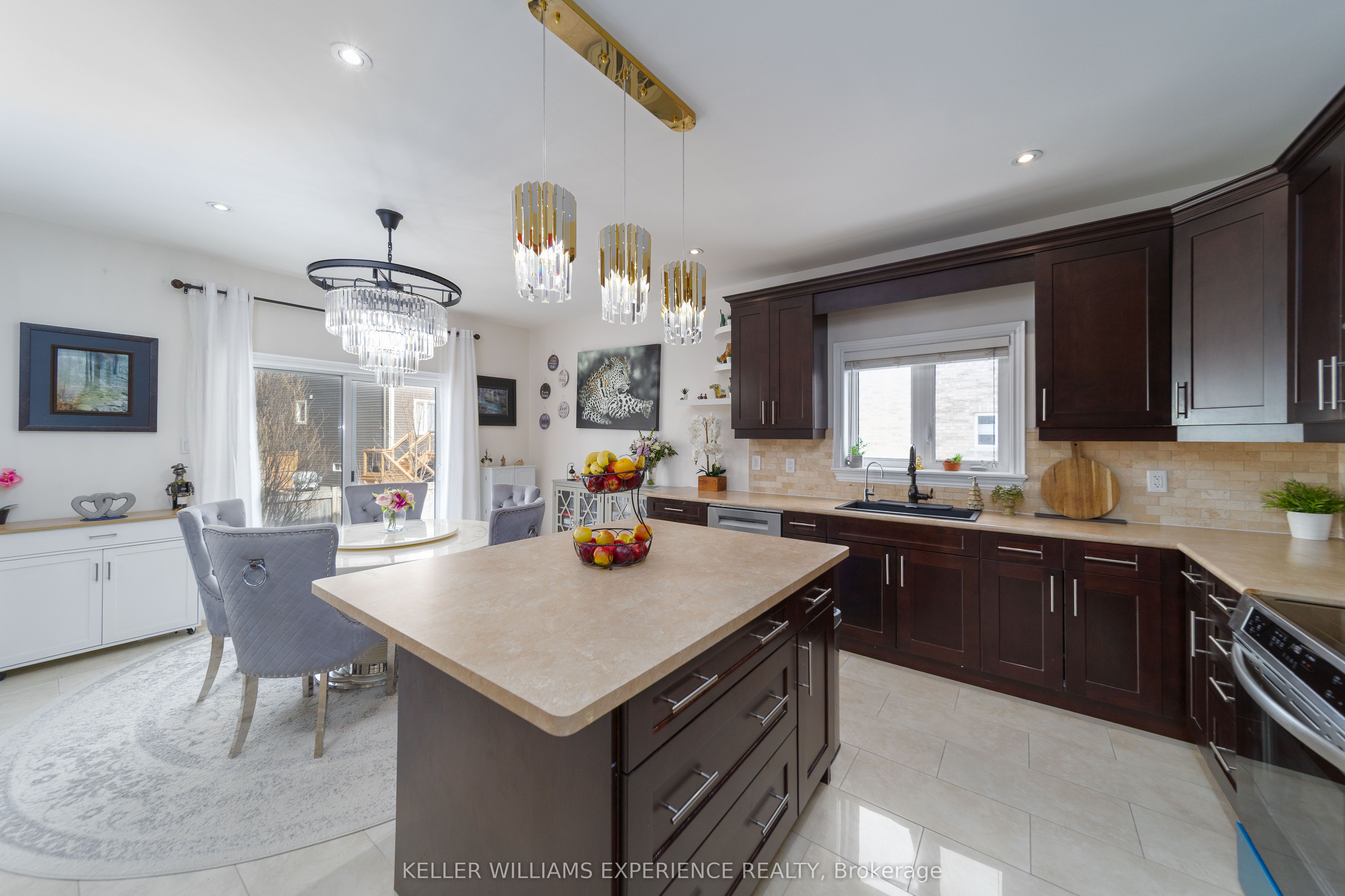 Additional image 5 of 121 Centre Street, Essa, ON, L0M 1B0