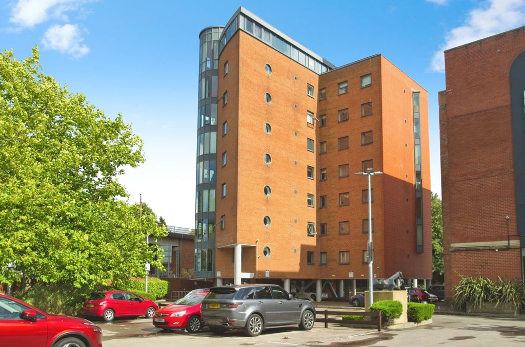 Additional image 16 of 2 bed flat for saleCity Wharf Apartments, Schooner Way, Cardiff Bay, Cardiff CF10