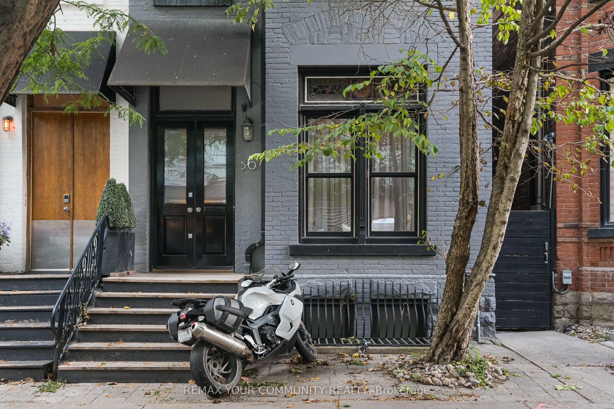 50 Stewart Street, Toronto, ON, M5V 1H6