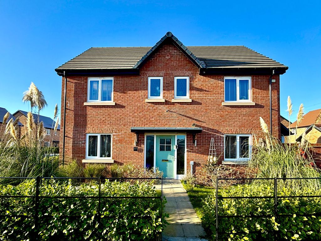 4 bed detached house for saleTandem Mill Road, Newport NP19