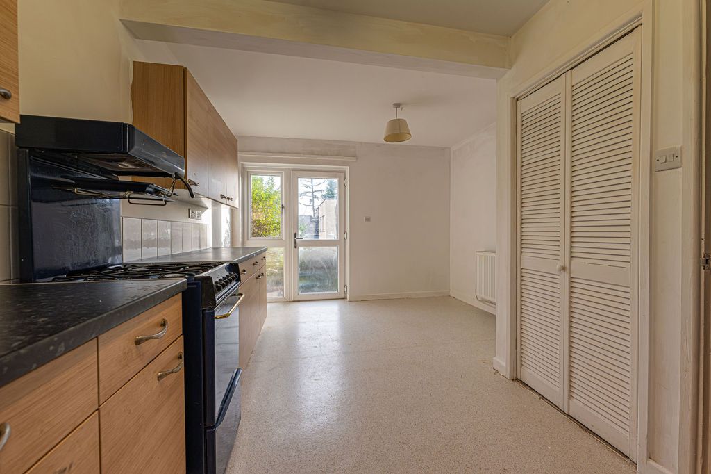 Additional image 4 of 3 bed semi-detached house for saleMarloes Path, Greenmeadow NP44