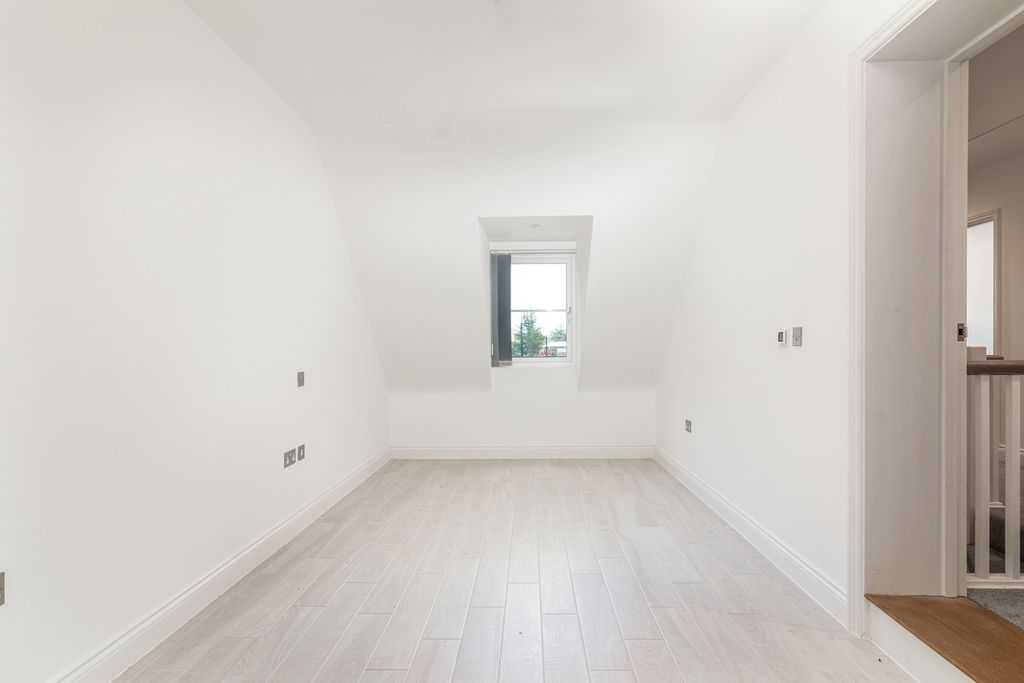 Additional image 14 of 3 bed semi-detached house for saleLa Pouquelaye, St Helier JE2