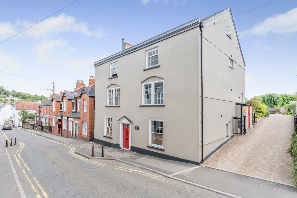 6 bed end terrace house for saleBridge Street, Chepstow, Monmouthshire NP16