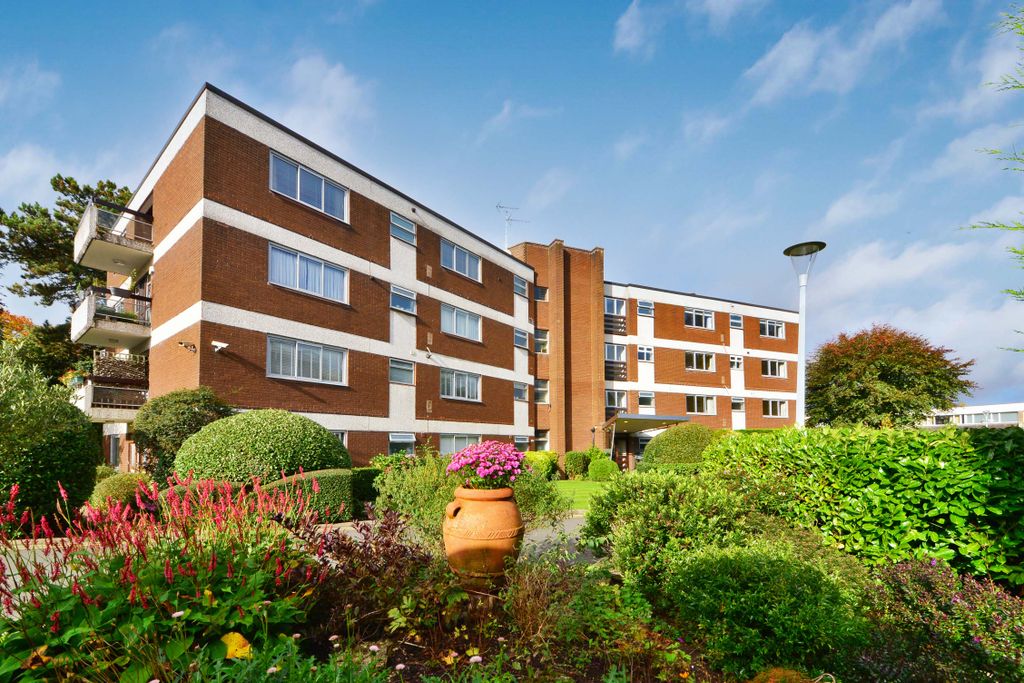 Additional image 20 of 3 bed flat for salePetersham Place, Edgbaston B15