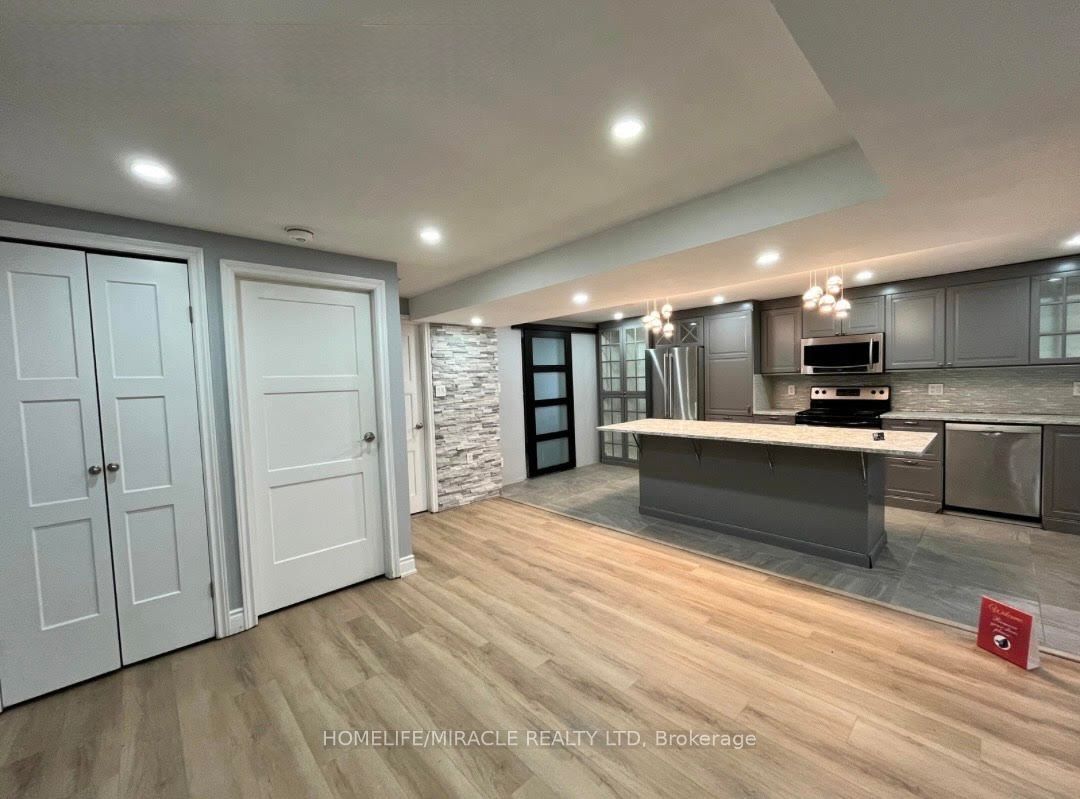 Additional image 3 of Lower-36 Neptune Court, Brampton, ON, L6S 4H3
