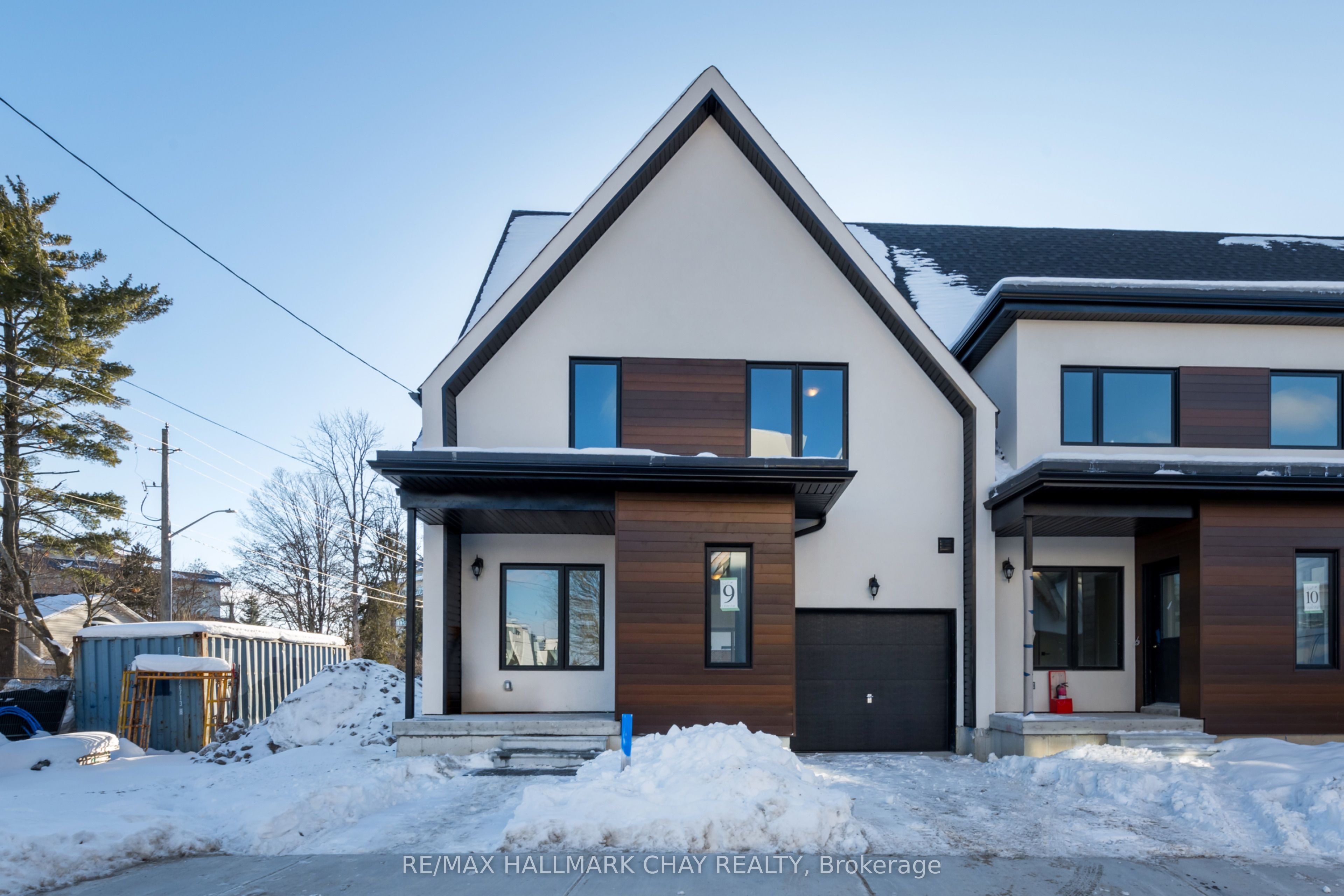 1 Ruby Crescent Road, Orillia, ON, L3V 1C5