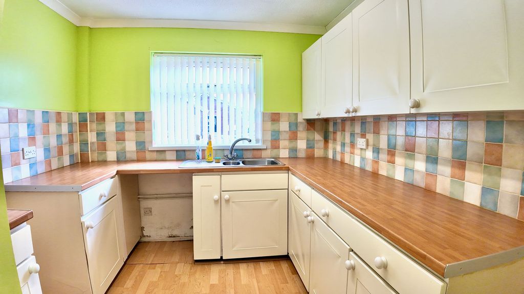 Additional image 3 of 2 bed semi-detached bungalow for saleRaglan Close, Blackwood NP12