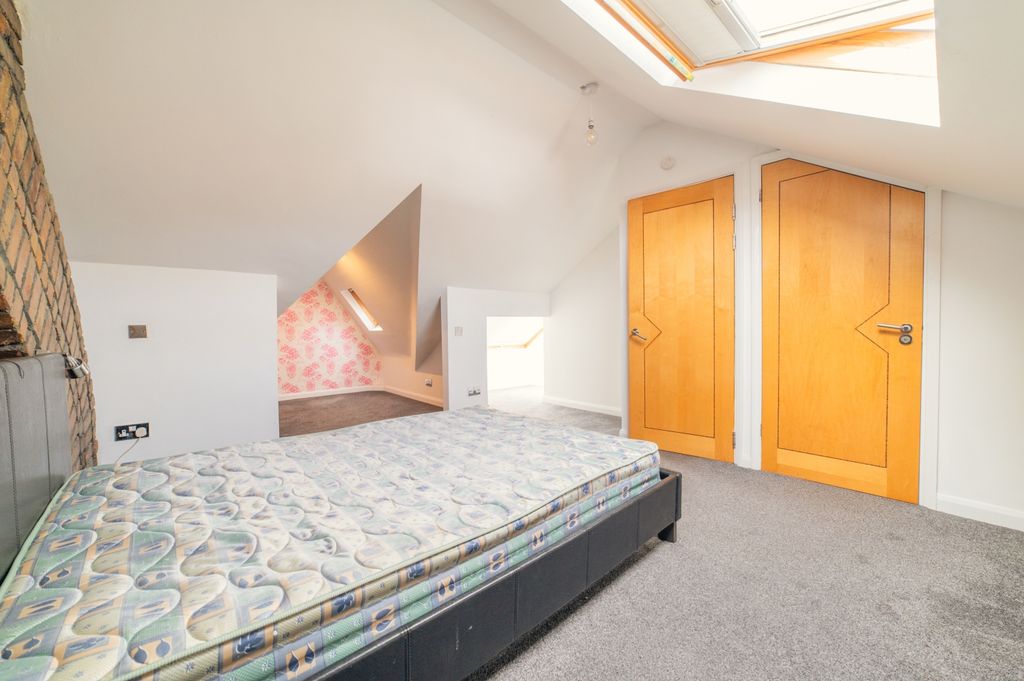 Additional image 18 of 2 bed flat for saleKimberley Road, Penylan CF23