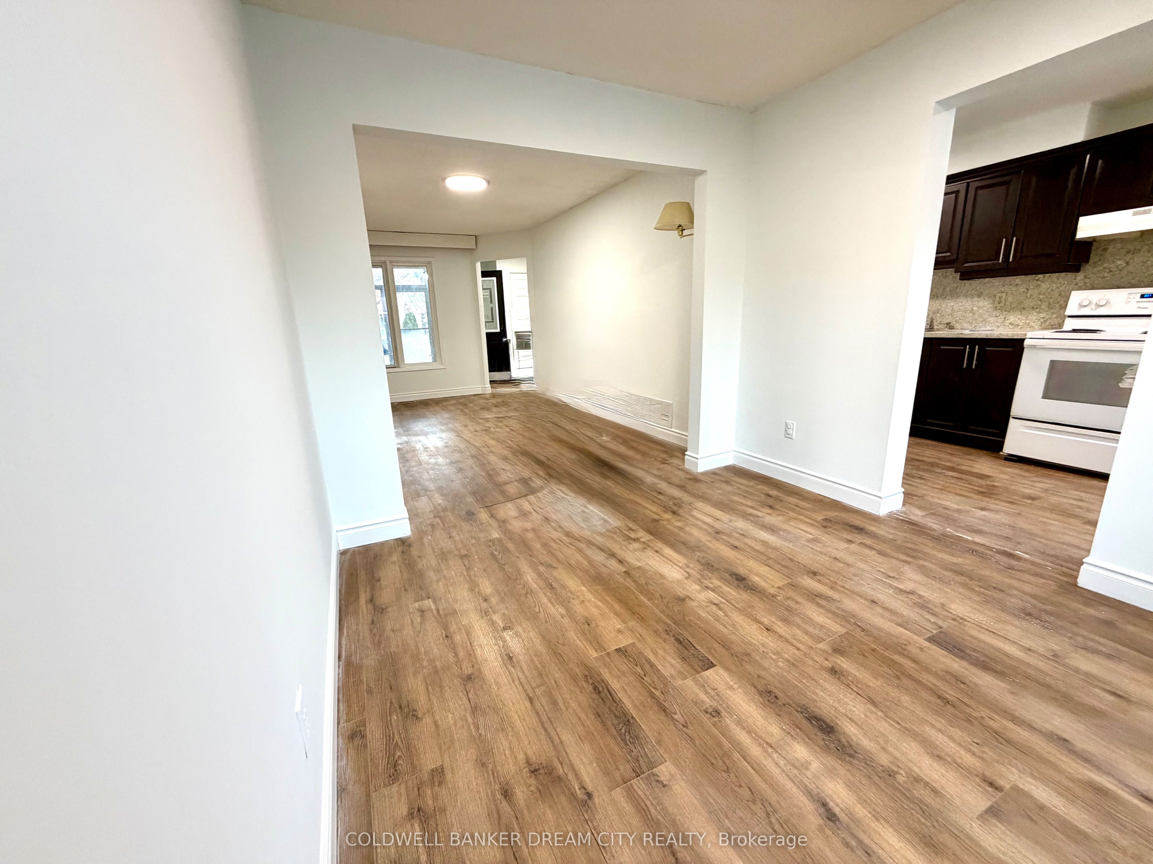 Additional image 3 of UPPER UNIT-1031 Blizzard Road, Mississauga, ON, L5V 1T2