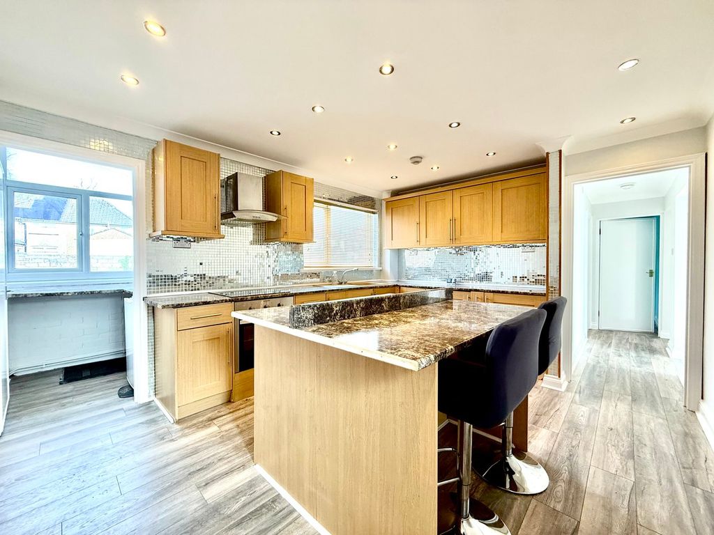 Additional image 4 of 2 bed flat for saleJoyce Close, Newport NP20