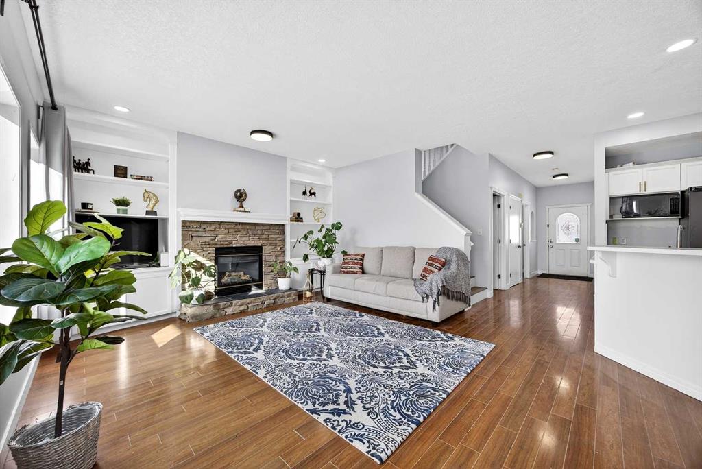 Additional image 4 of 162 Prestwick Landing SE, Calgary, AB, T2Z3S3