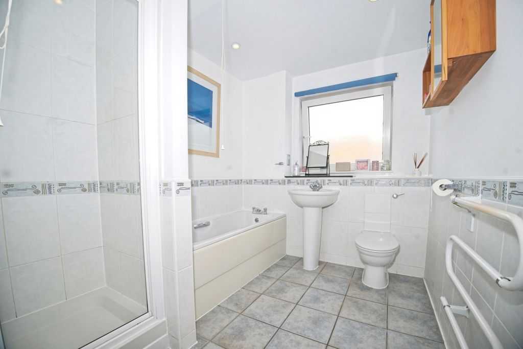 Additional image 6 of 3 bed flat for saleJudkin Court, Heol Tredwen, Cardiff CF10