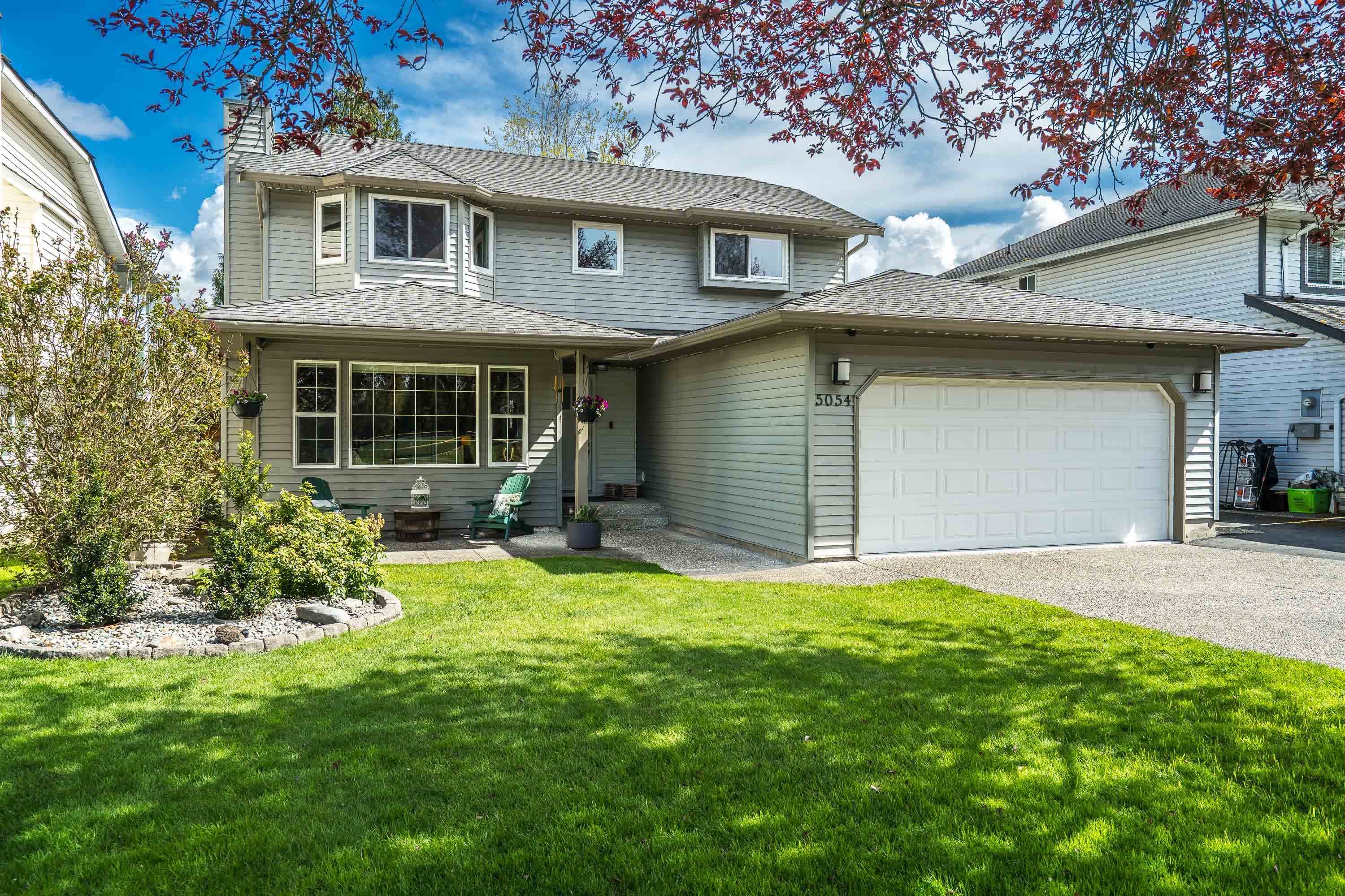 5054 207 Street, Langley, BC, V3A 7T8