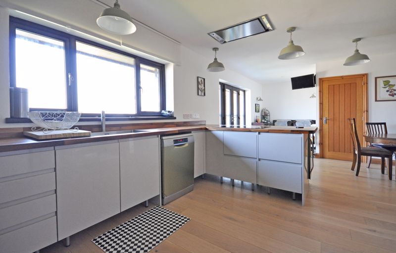 Additional image 9 of 4 bed detached house for saleStunning Views, Yewberry Lane, Newport NP20