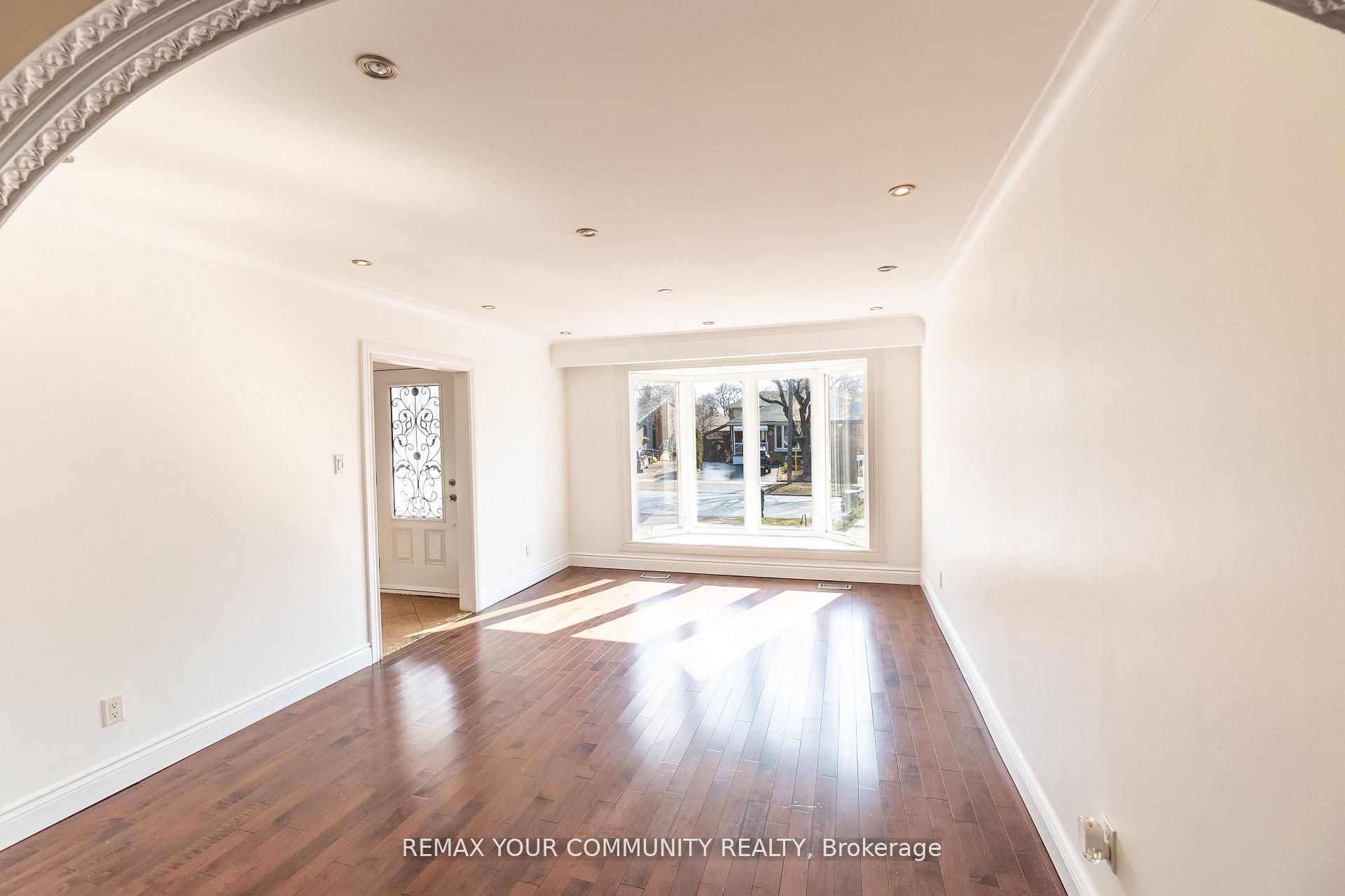Additional image 5 of 32 Marbury Crescent, Toronto, ON, M3A 2G2