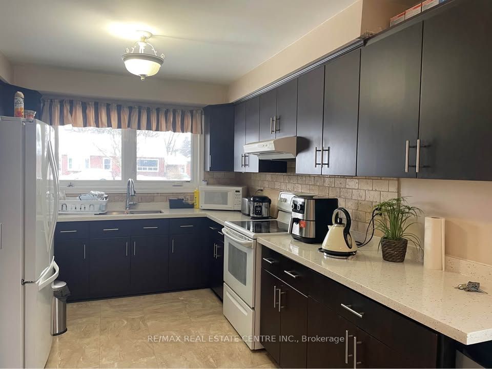 Additional image 2 of 38 Pleasantview Avenue, Brampton, ON, L6X 2N1