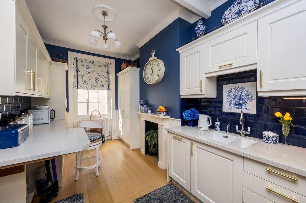 Additional image 3 of 3 bed maisonette for saleWaterloo Street, Hove BN3