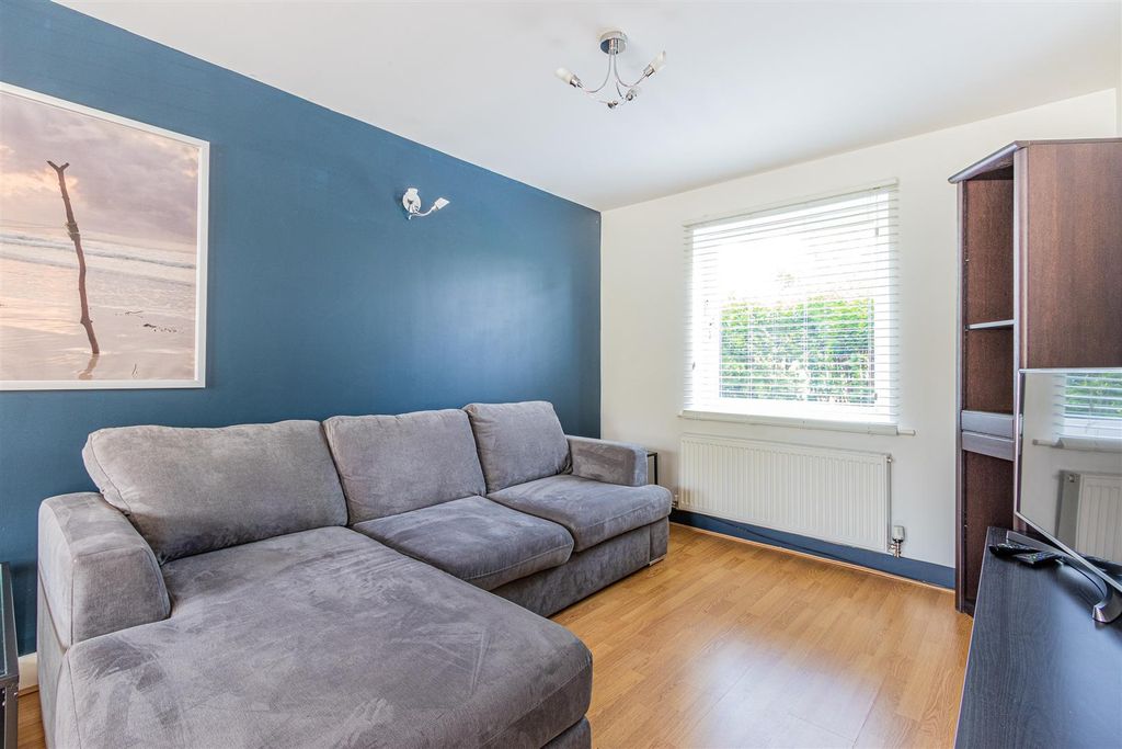 Additional image 5 of 2 bed flat for saleHeathwood Road, Heath CF14