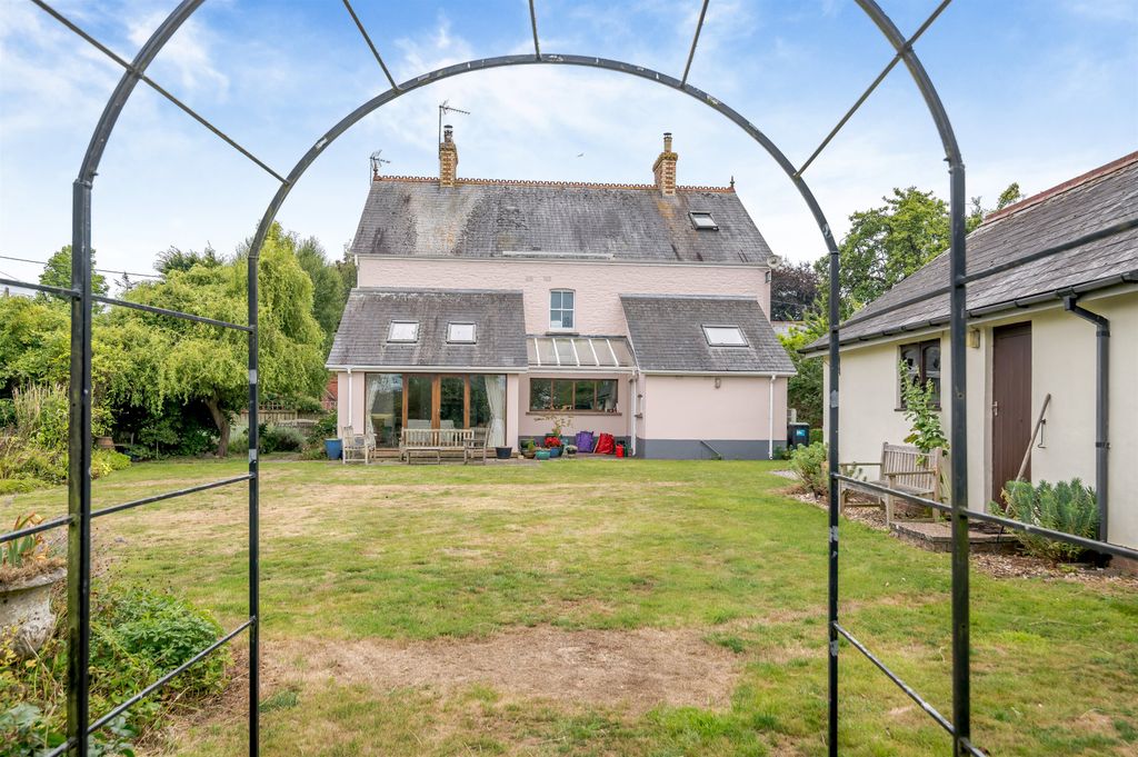 Additional image 28 of 5 bed detached house for saleLlandenny, Usk, Monmouthshire NP15