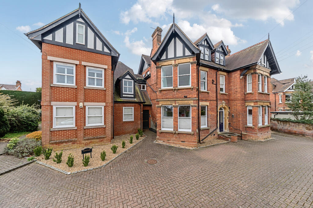 19 Salisbury Avenue, Harpenden, AL5