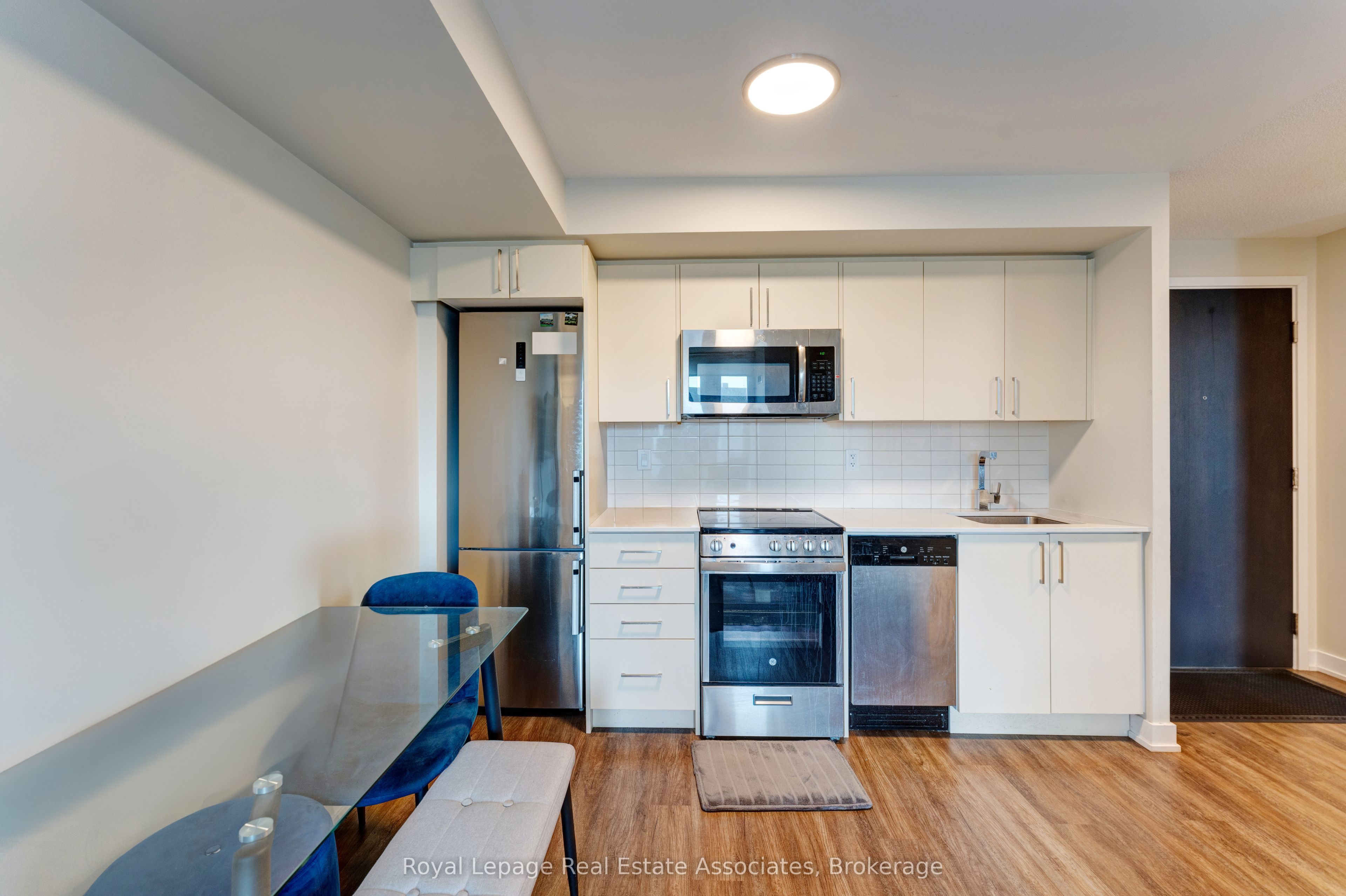 Additional image 4 of 1004-38 Monte Kwinter Court, Toronto, ON, M3H 0E2